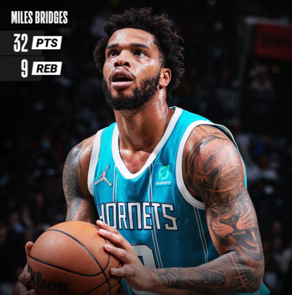 6人的巨大 6人的巨大