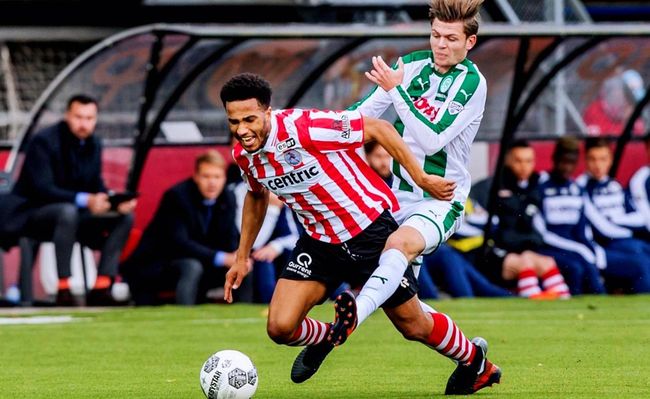 的亮眼表现 的亮眼表现