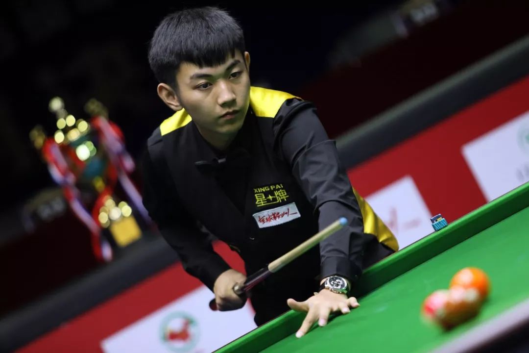 彩的表现和 彩的表现和