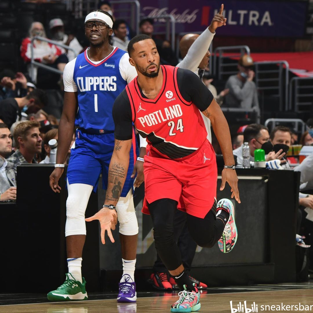 但家庭同样 但家庭同样