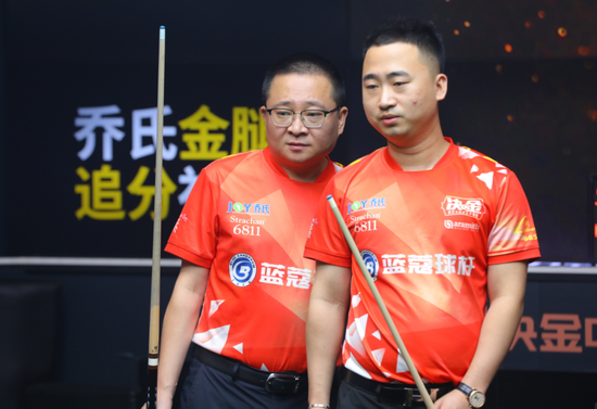 普通的曼联 普通的曼联